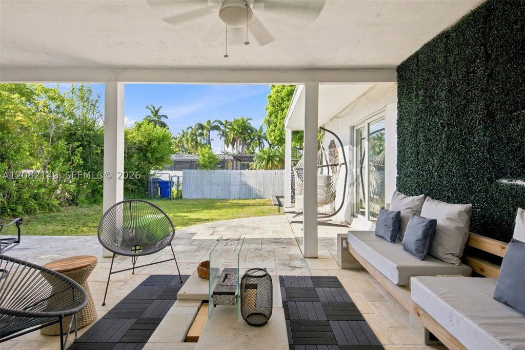 Real estate property located at 1103 Washington St, Broward, Hollywood Lakes Section, Hollywood, FL
