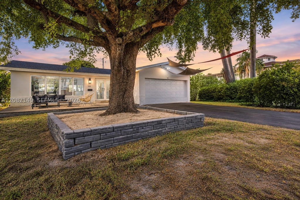 Real estate property located at 1103 Washington St, Broward, Hollywood Lakes Section, Hollywood, FL