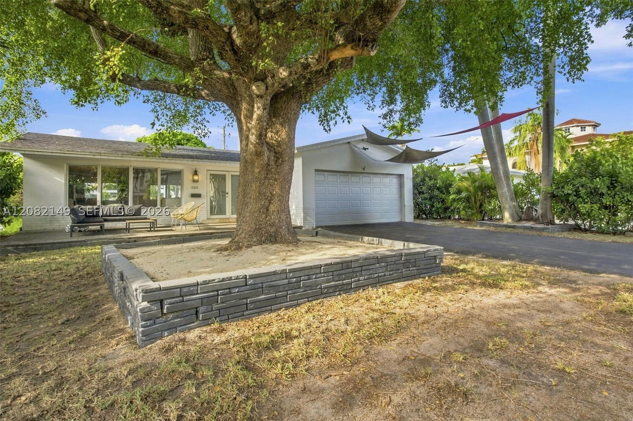 Real estate property located at 1103 Washington St, Broward, Hollywood Lakes Section, Hollywood, FL
