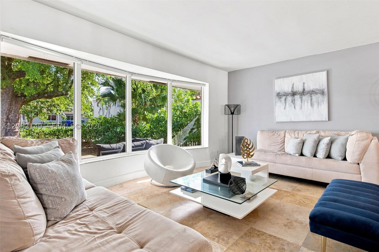 Real estate property located at 1103 Washington St, Broward, Hollywood Lakes Section, Hollywood, FL