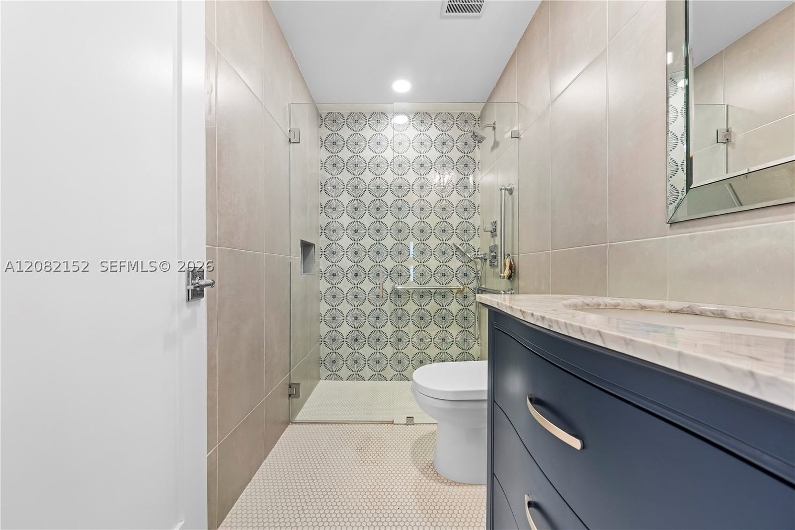 Real estate property located at 1077 170th Ave, Broward, Lakes Of Western Pines Re, Pembroke Pines, FL