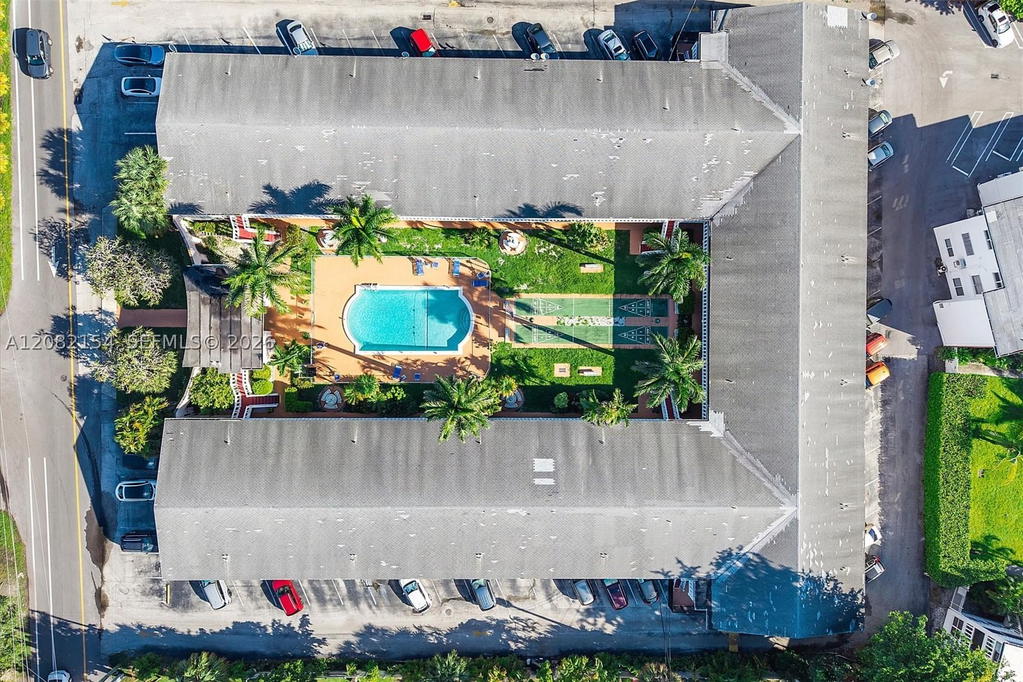 Real estate property located at 160 8th Ave #1A, Broward, Eldorado Country Club Apt, Hallandale Beach, FL