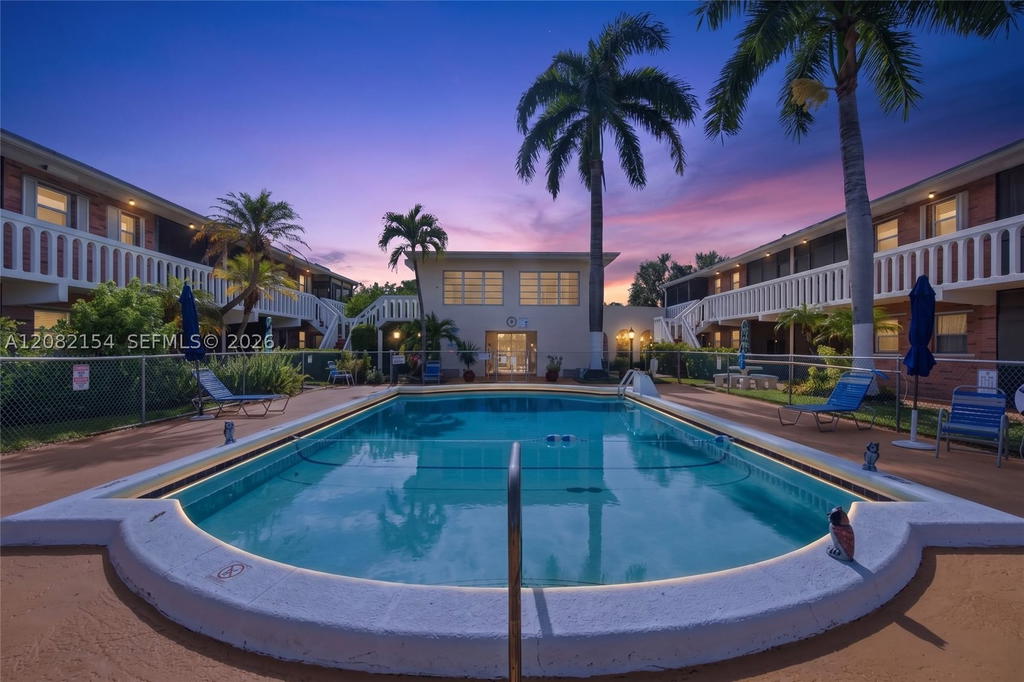 Real estate property located at 160 8th Ave #1A, Broward, Eldorado Country Club Apt, Hallandale Beach, FL