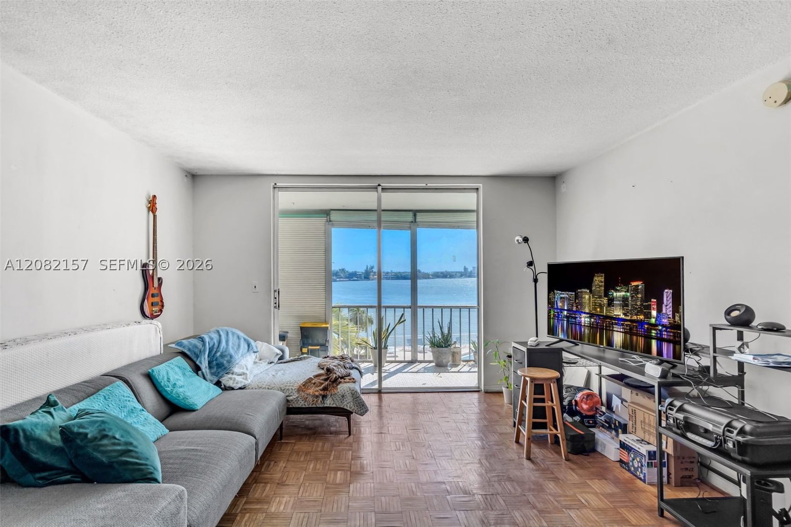 Real estate property located at 3010 Marcos Dr R308, Miami-dade, Point East Sec 4 Condo, Aventura, FL