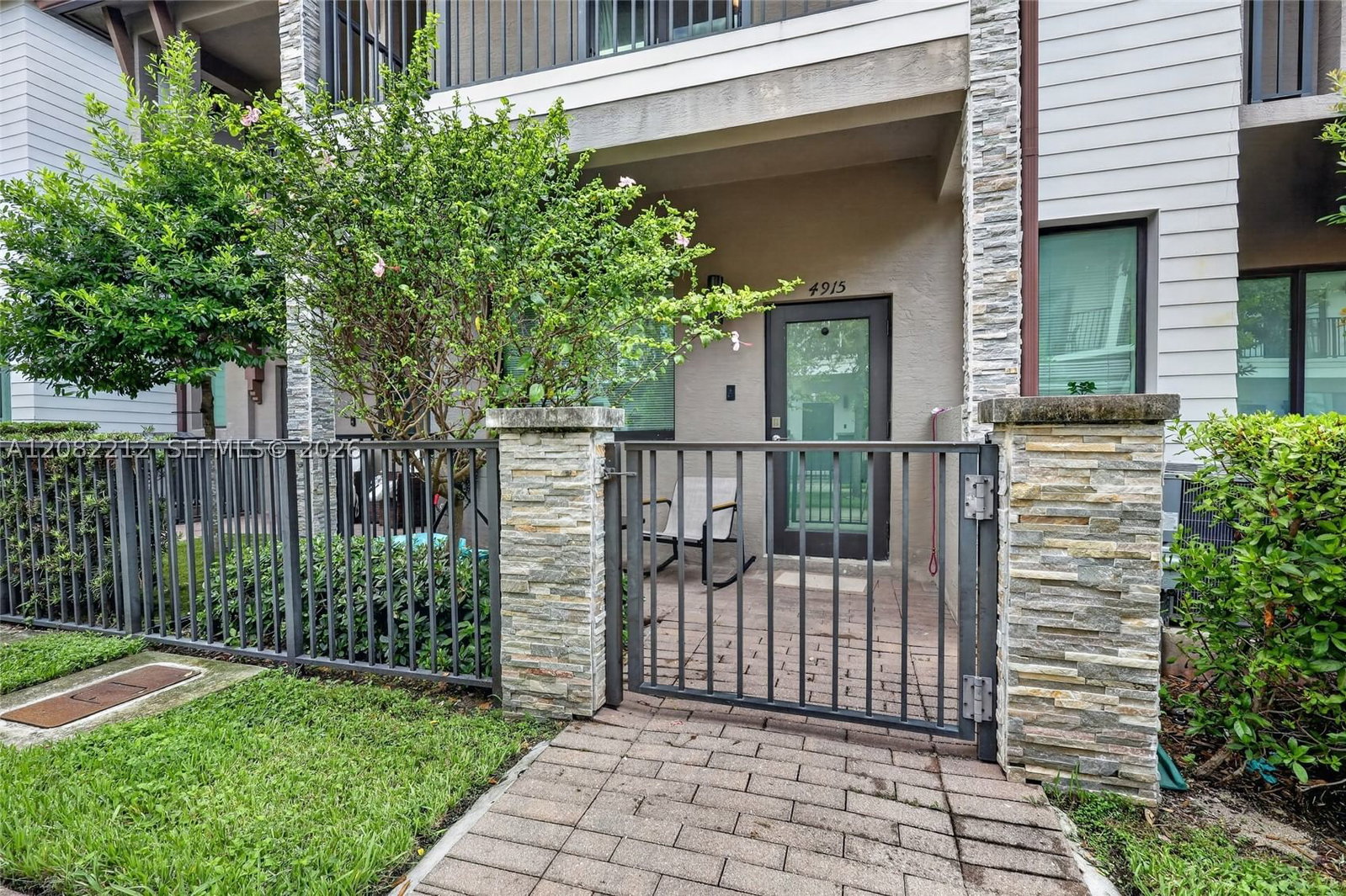 Real estate property located at 4915 83rd Path #4915, Miami-dade, Downtown Doral South Phas, Doral, FL