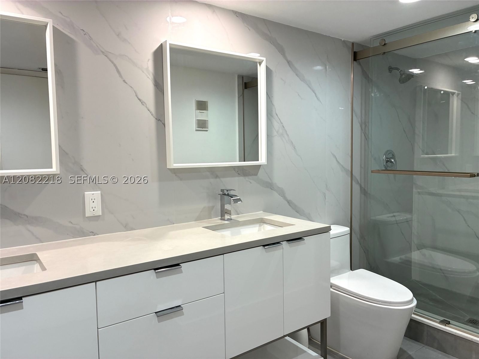 Real estate property located at 7050 44th St #708, Broward, Horizons Of Inverrary Con, Lauderhill, FL