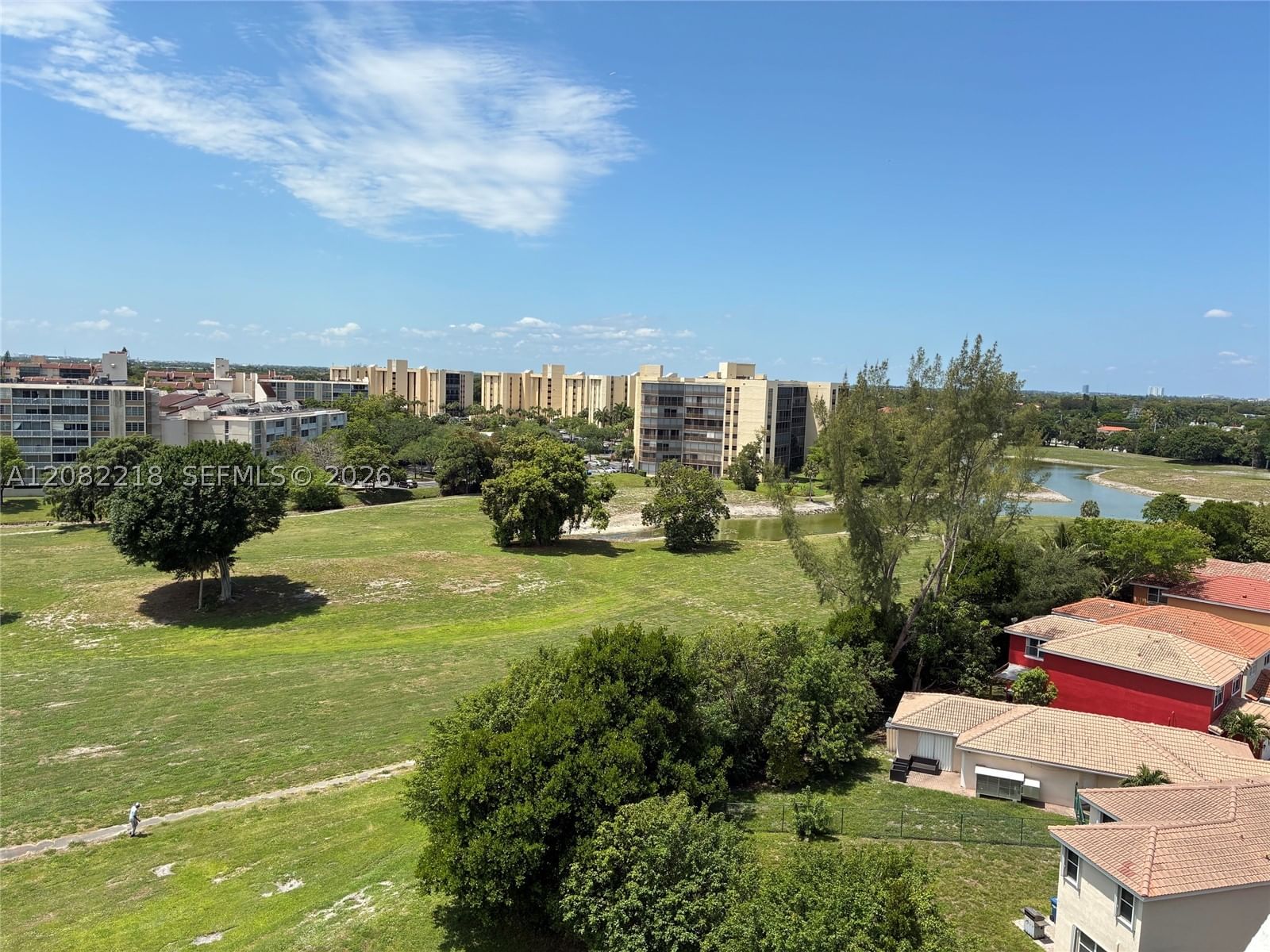 Real estate property located at 7050 44th St #708, Broward, Horizons Of Inverrary Con, Lauderhill, FL