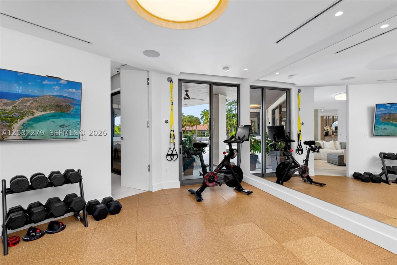 Real estate property located at 16495 32nd Ave, Miami-dade, Eastern Shores, North Miami Beach, FL