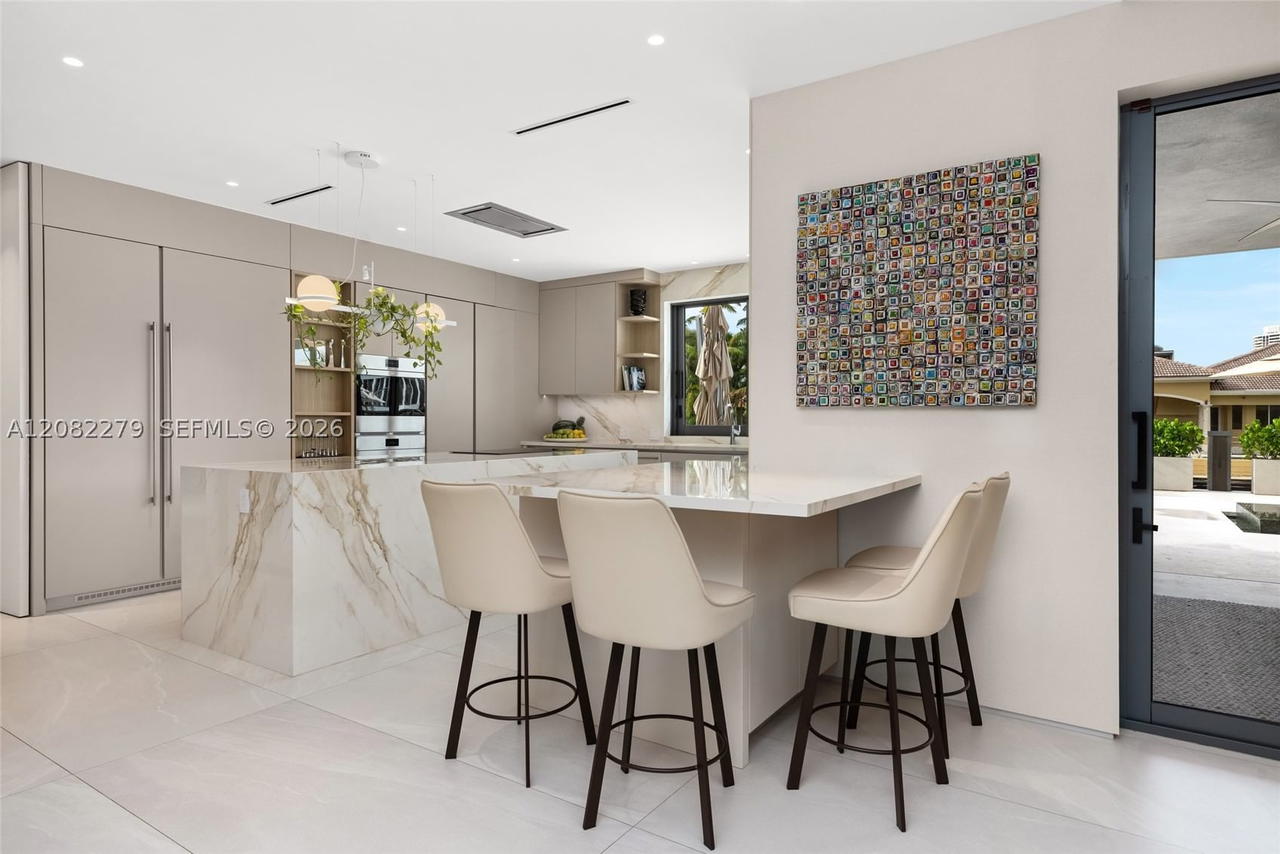 Real estate property located at 16495 32nd Ave, Miami-dade, Eastern Shores, North Miami Beach, FL