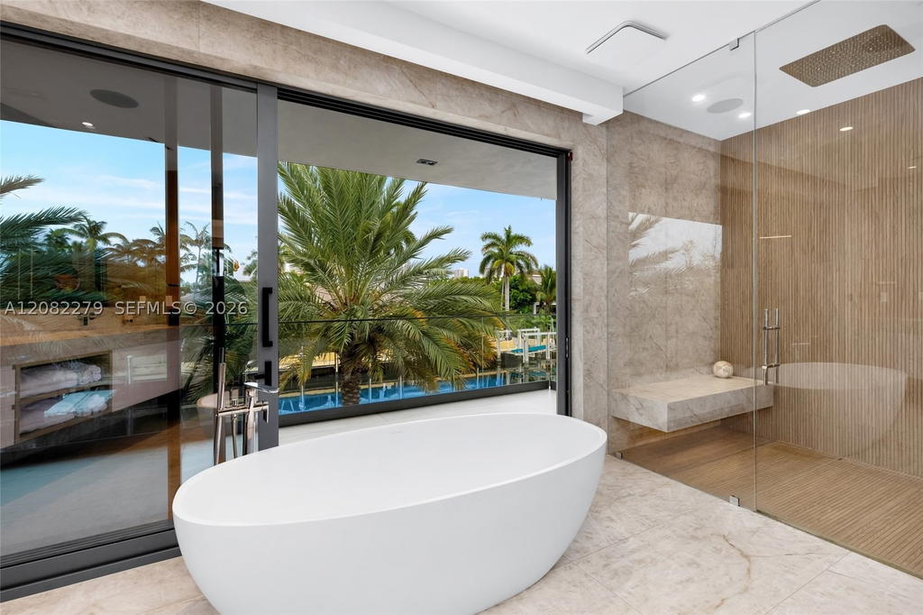 Real estate property located at 16495 32nd Ave, Miami-dade, Eastern Shores, North Miami Beach, FL