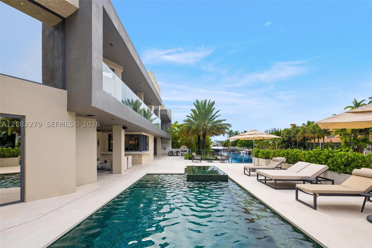 Real estate property located at 16495 32nd Ave, Miami-dade, Eastern Shores, North Miami Beach, FL