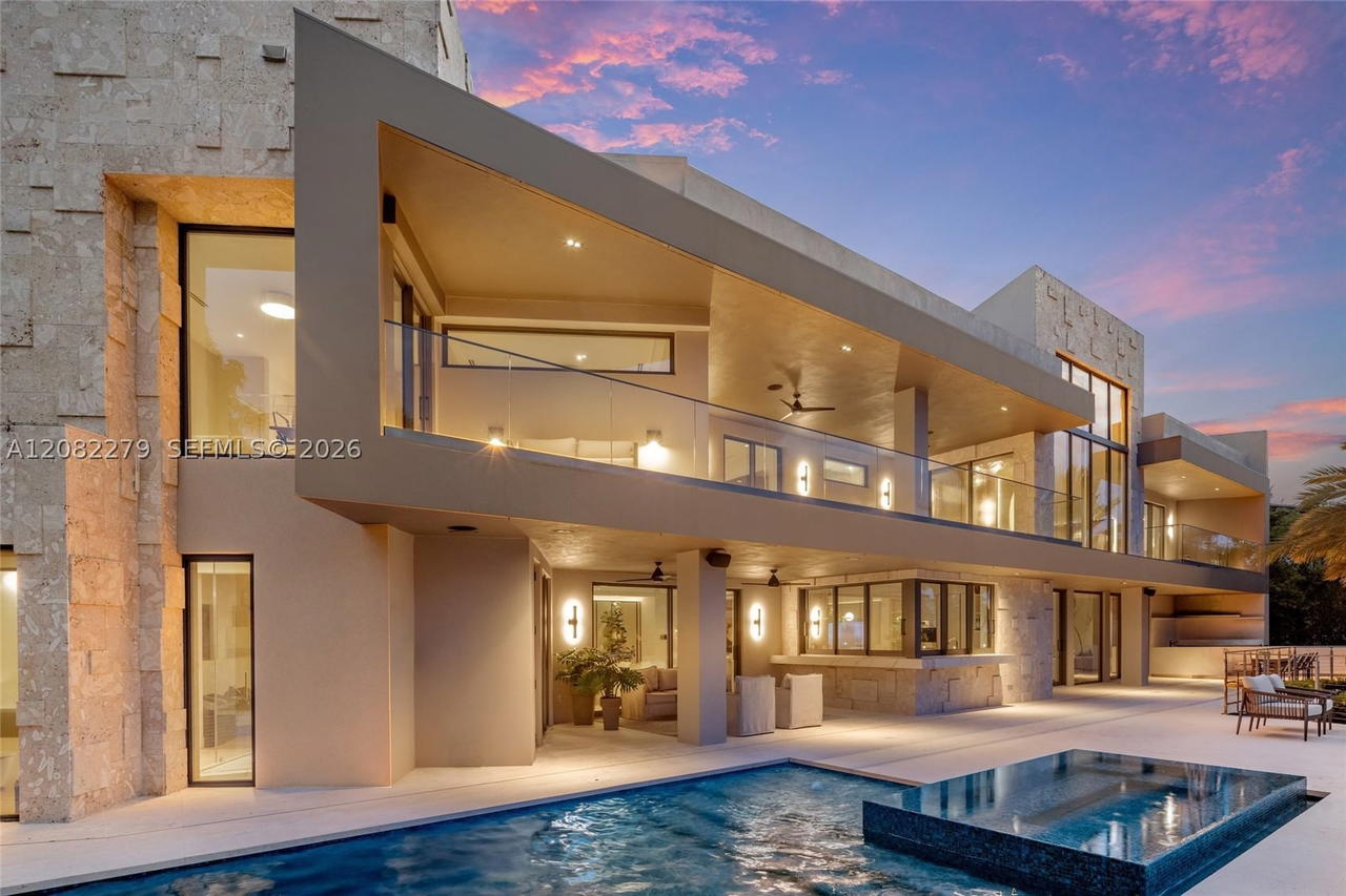 Real estate property located at 16495 32nd Ave, Miami-dade, Eastern Shores, North Miami Beach, FL