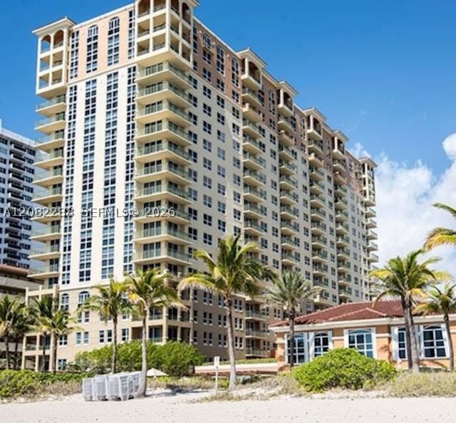 Real estate property located at 2080 Ocean Dr #401, Broward, 2080 Ocean Drive Condo, Hallandale Beach, FL