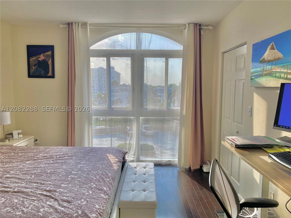 Real estate property located at 2080 Ocean Dr #401, Broward, 2080 Ocean Drive Condo, Hallandale Beach, FL