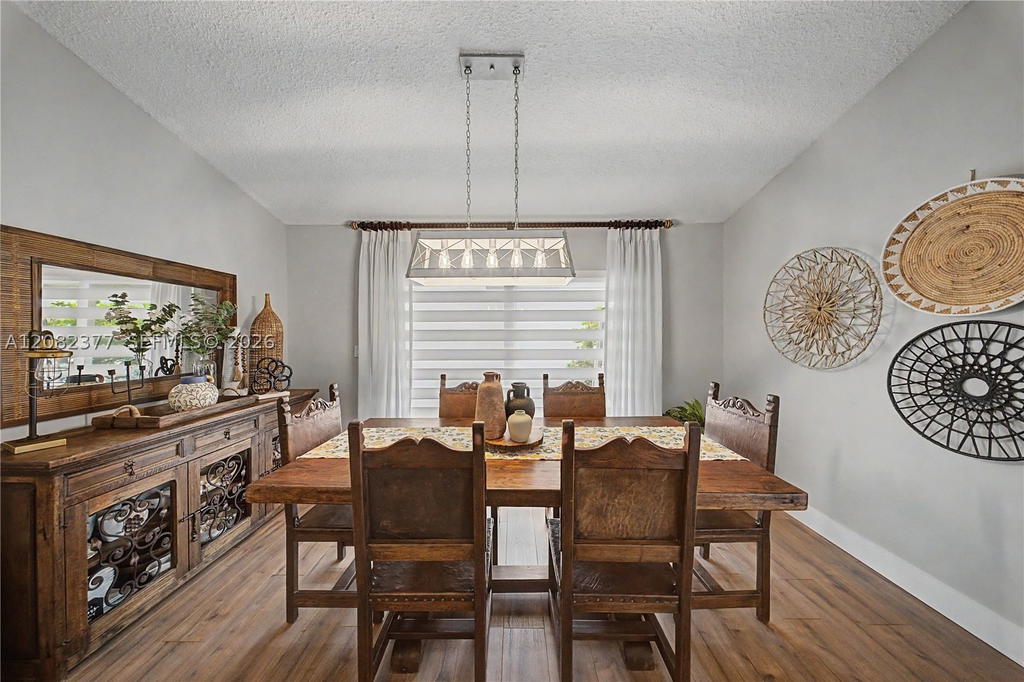 Real estate property located at 14220 92nd St, Miami-dade, Shoma Homes At Kendall, Miami, FL