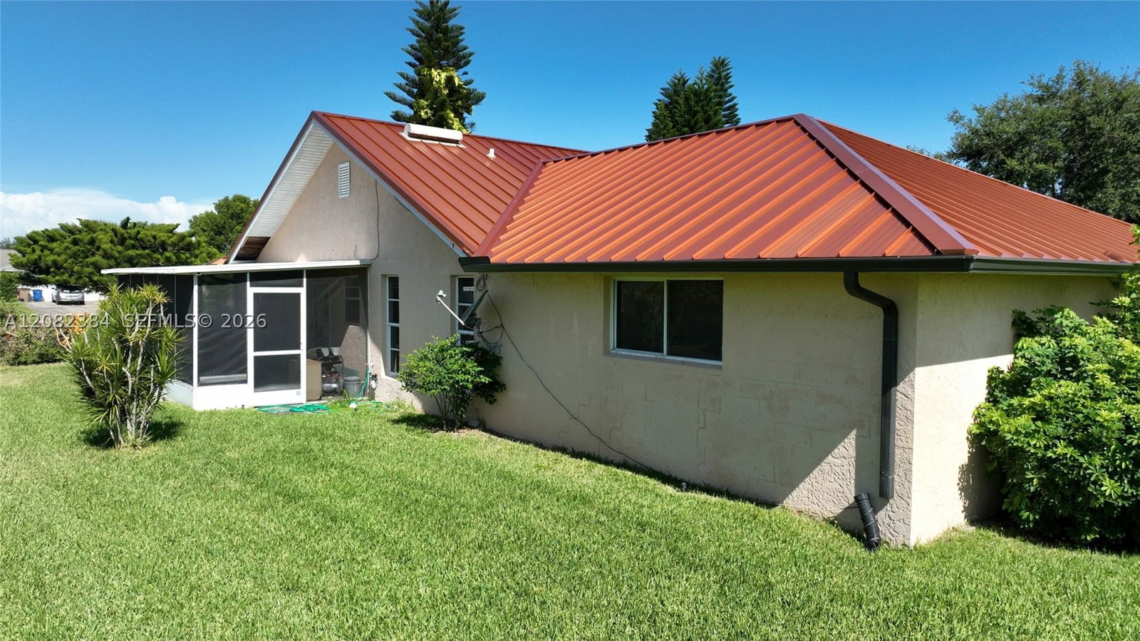 Real estate property located at 237 Lauberge Ct., Lee, Amberwood Estates Replat, Lehigh Acres, FL