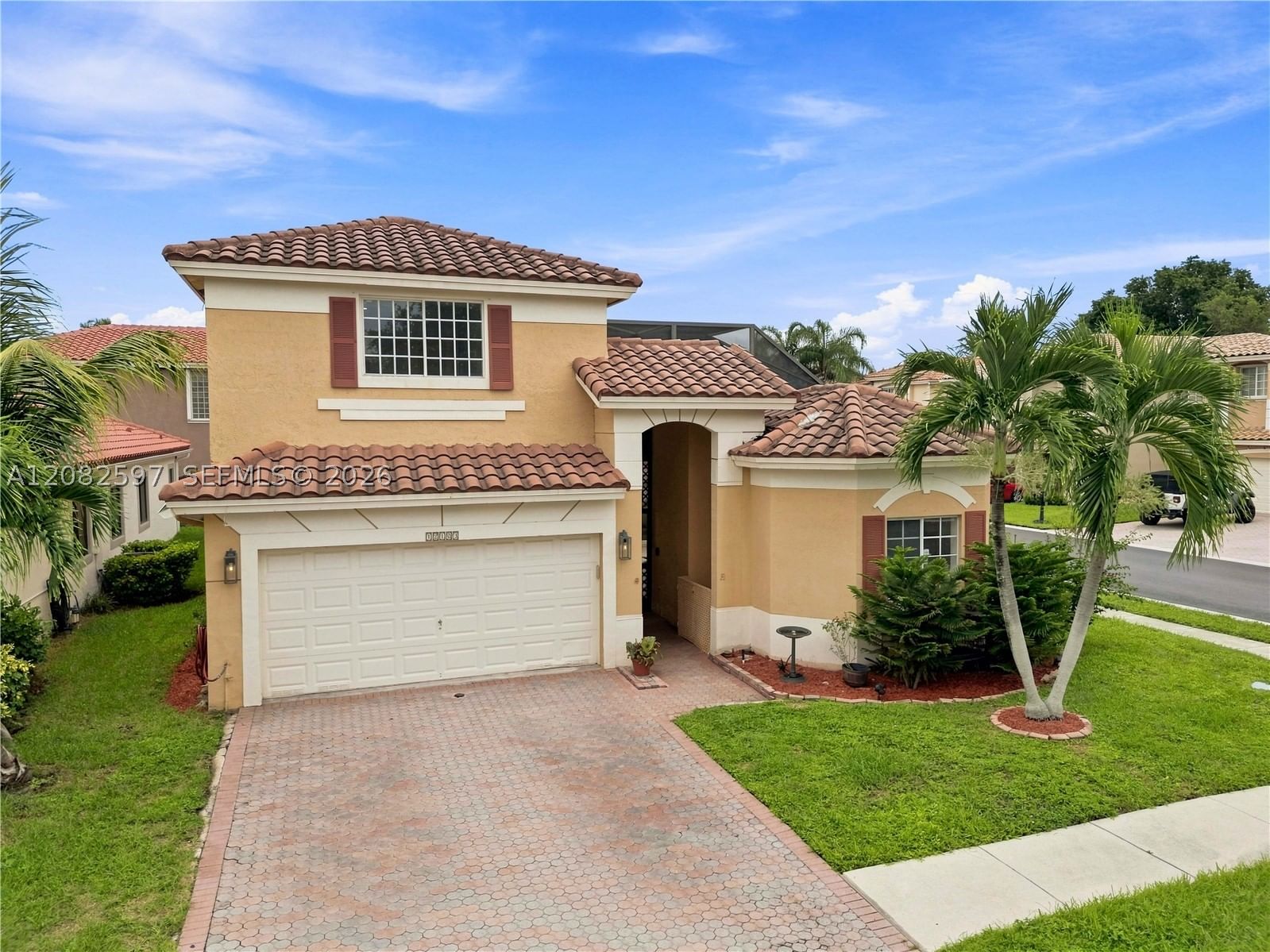 Real estate property located at 12103 47th Mnr, Broward, Wyndham Lakes South, Coral Springs, FL