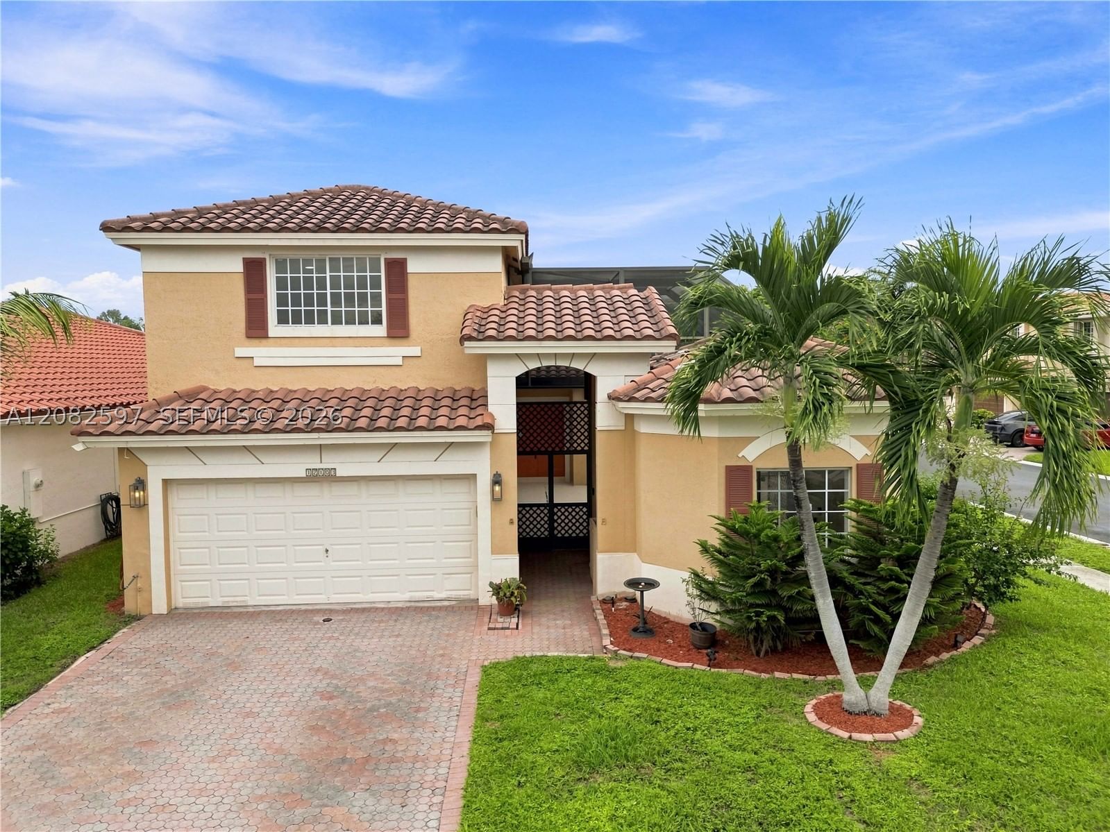 Real estate property located at 12103 47th Mnr, Broward, Wyndham Lakes South, Coral Springs, FL