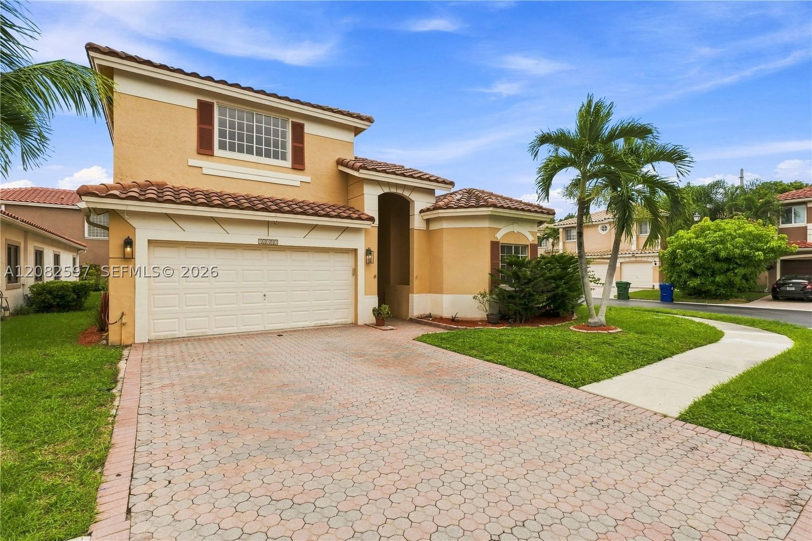 Real estate property located at 12103 47th Mnr, Broward, Wyndham Lakes South, Coral Springs, FL