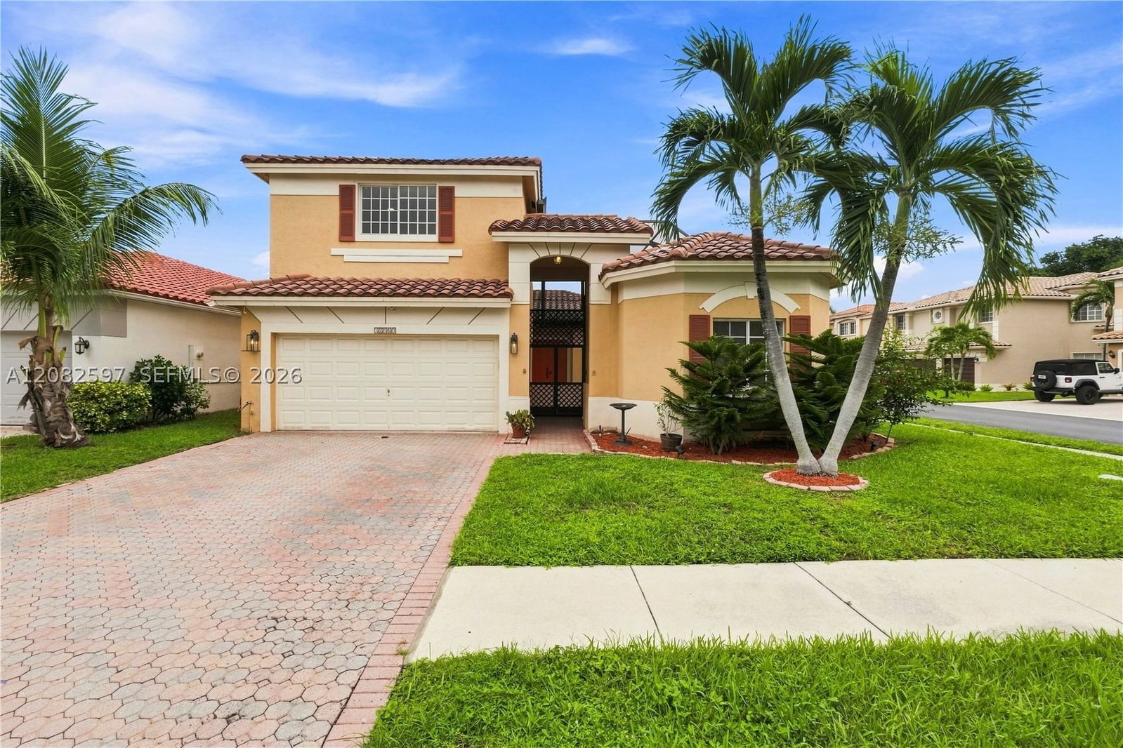 Real estate property located at 12103 47th Mnr, Broward, Wyndham Lakes South, Coral Springs, FL