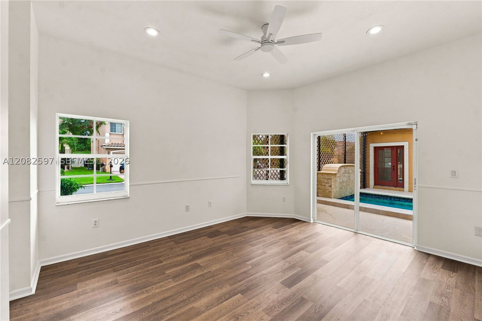 Real estate property located at 12103 47th Mnr, Broward, Wyndham Lakes South, Coral Springs, FL