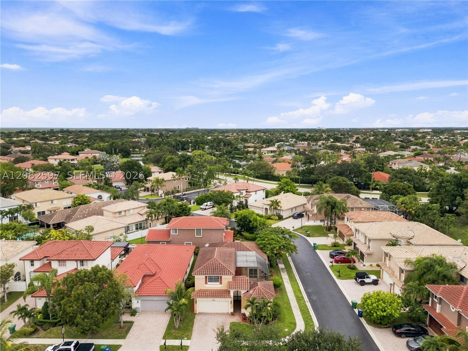 Real estate property located at 12103 47th Mnr, Broward, Wyndham Lakes South, Coral Springs, FL