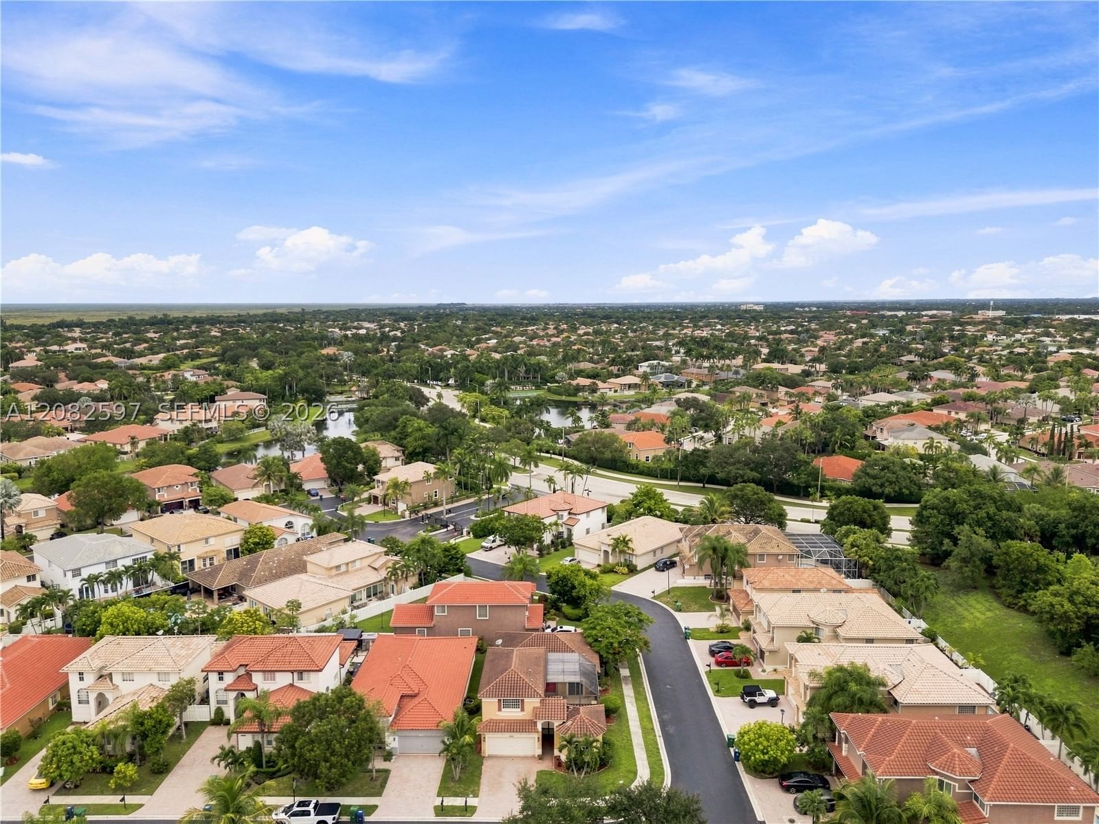 Real estate property located at 12103 47th Mnr, Broward, Wyndham Lakes South, Coral Springs, FL