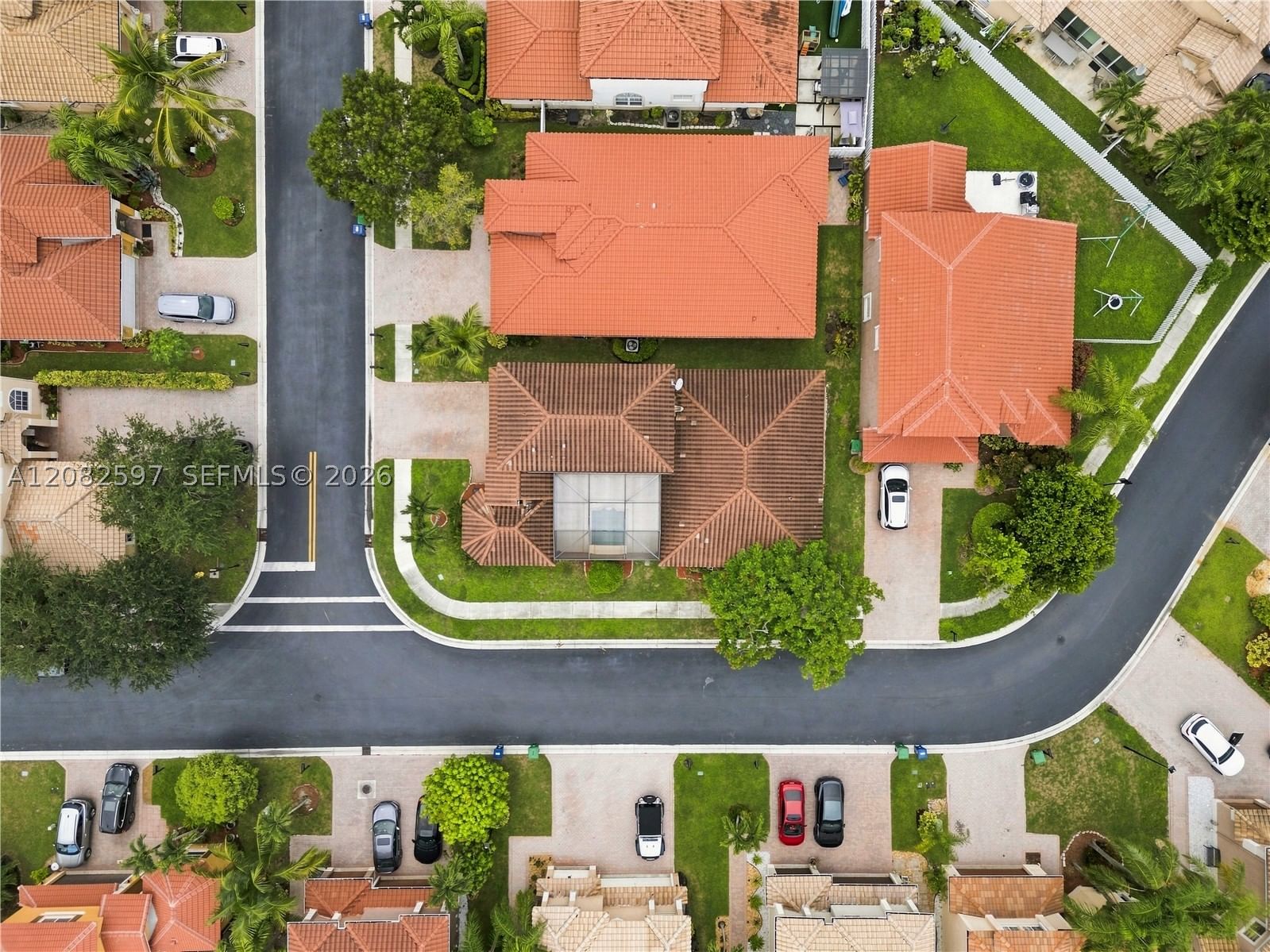 Real estate property located at 12103 47th Mnr, Broward, Wyndham Lakes South, Coral Springs, FL