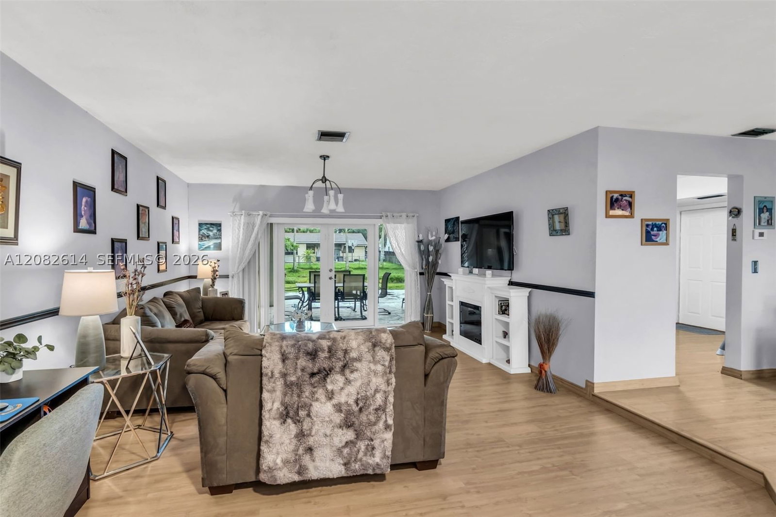 Real estate property located at 11804 54th St, Broward, Flamingo Gardens-tamarind, Cooper City, FL