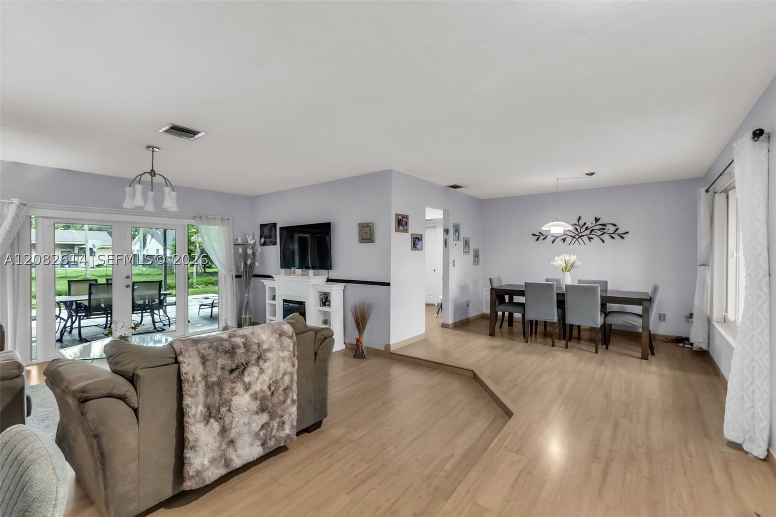 Real estate property located at 11804 54th St, Broward, Flamingo Gardens-tamarind, Cooper City, FL