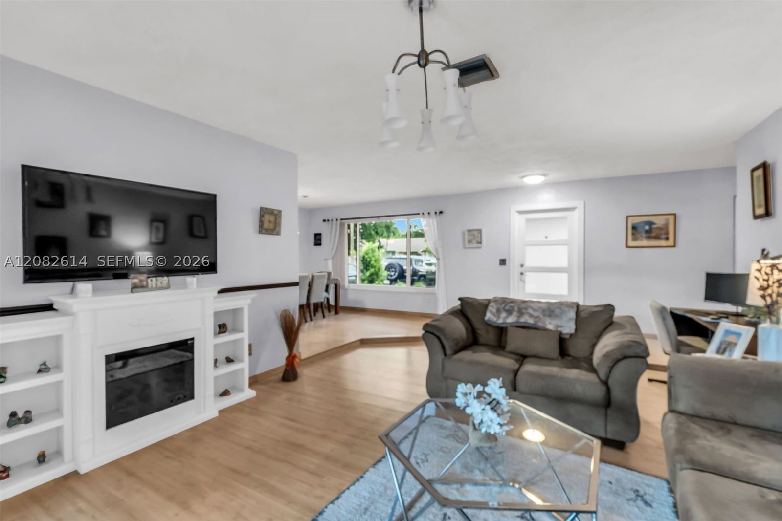 Real estate property located at 11804 54th St, Broward, Flamingo Gardens-tamarind, Cooper City, FL