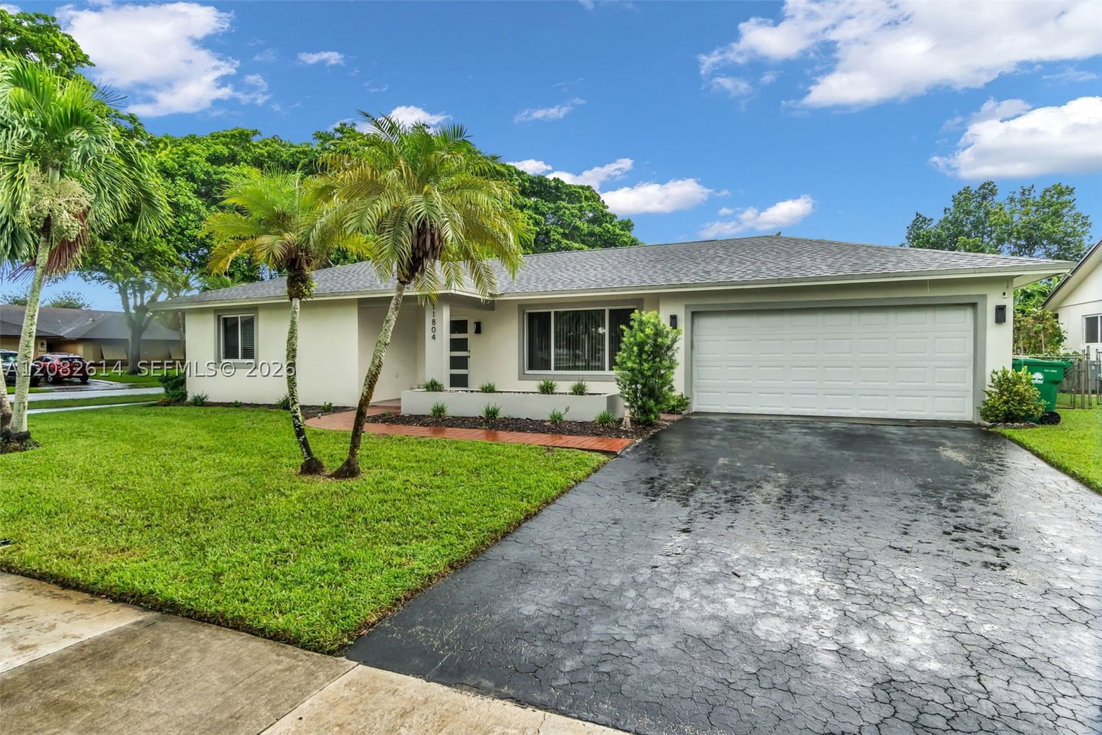 Real estate property located at 11804 54th St, Broward, Flamingo Gardens-tamarind, Cooper City, FL
