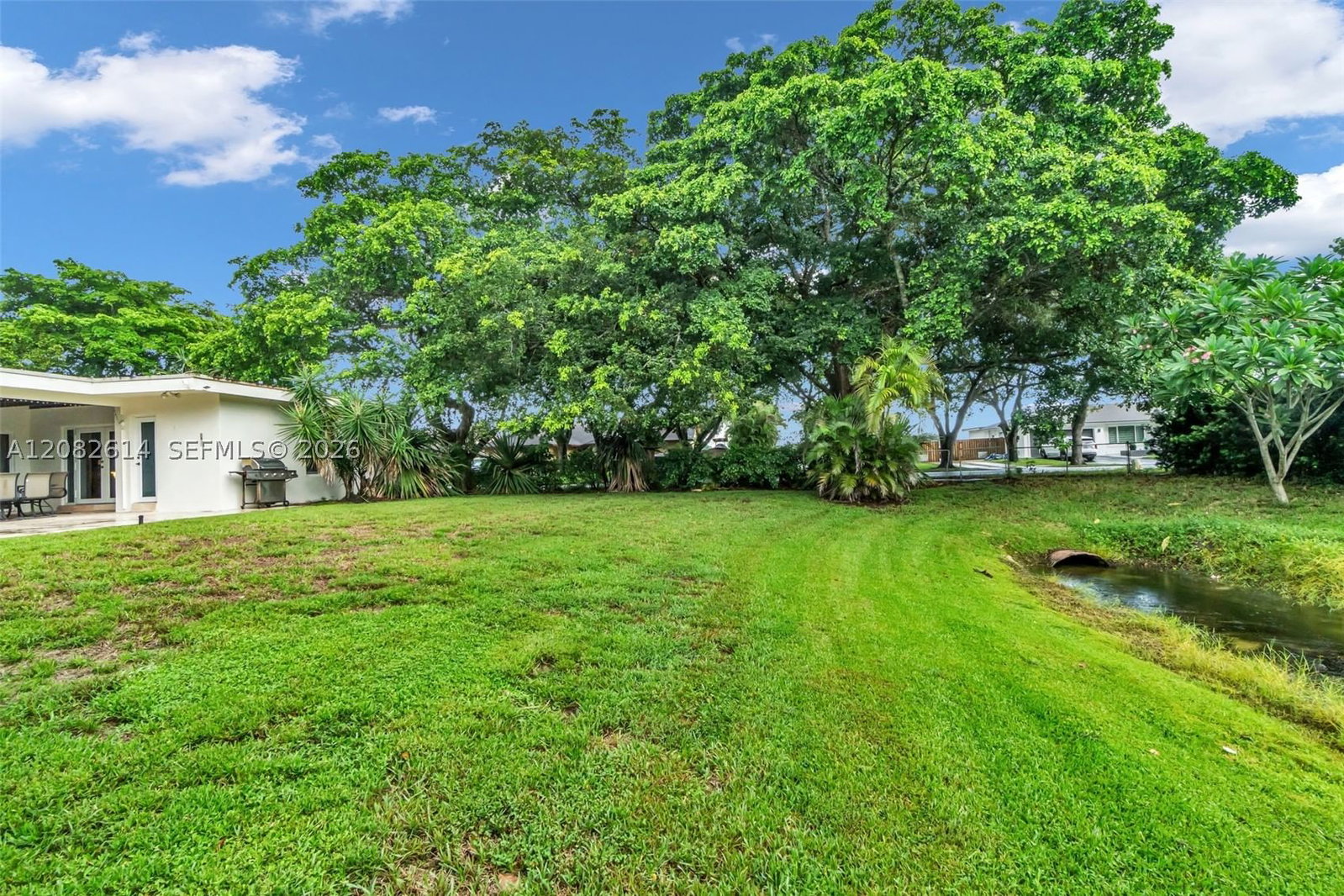 Real estate property located at 11804 54th St, Broward, Flamingo Gardens-tamarind, Cooper City, FL