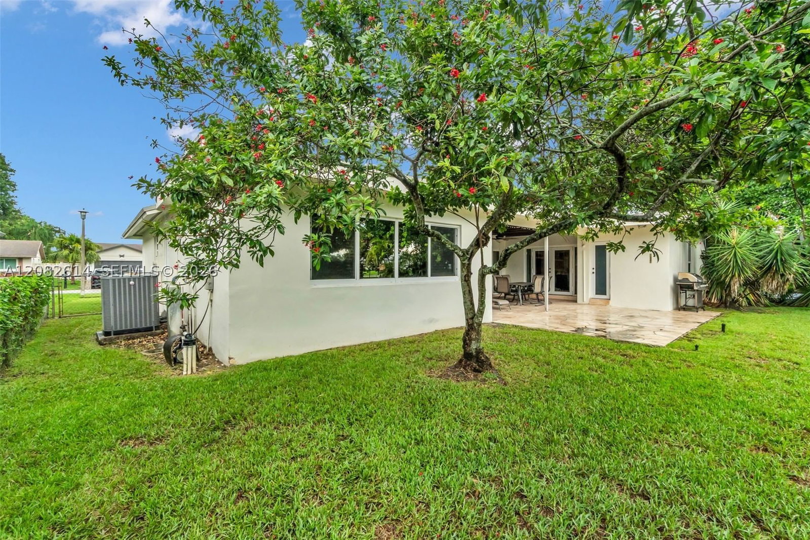 Real estate property located at 11804 54th St, Broward, Flamingo Gardens-tamarind, Cooper City, FL