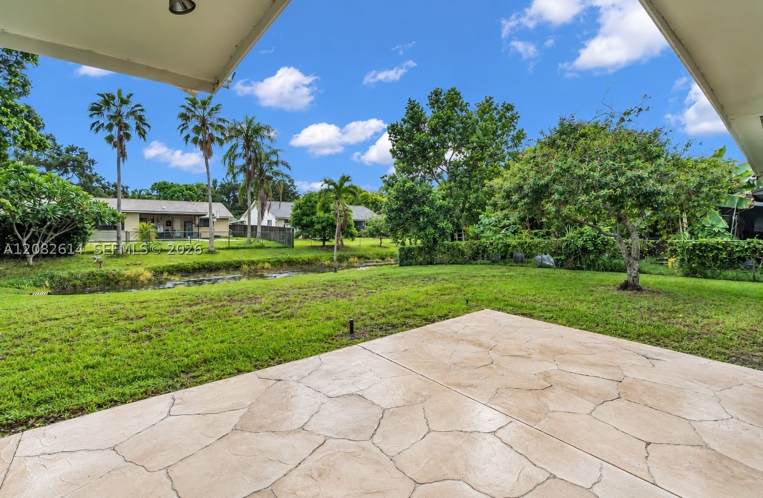 Real estate property located at 11804 54th St, Broward, Flamingo Gardens-tamarind, Cooper City, FL