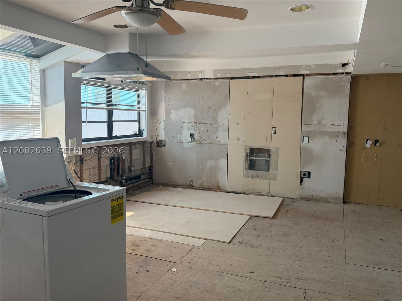 Real estate property located at 1524 18th Ave, Broward, Lakeland Resub, Fort Lauderdale, FL