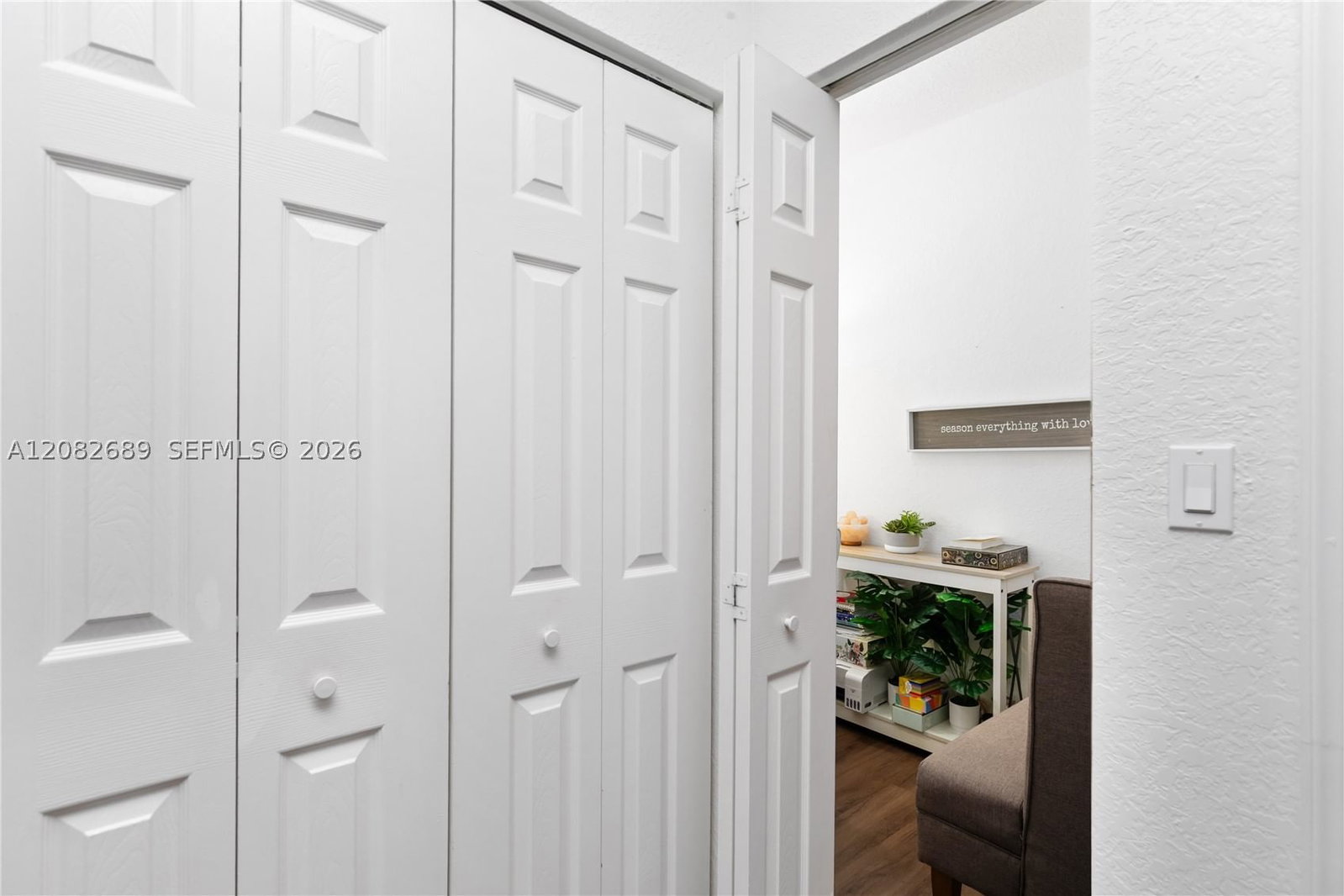 Real estate property located at 5741 Isles Cir, Broward, Woodland Villas 1st Add, Tamarac, FL