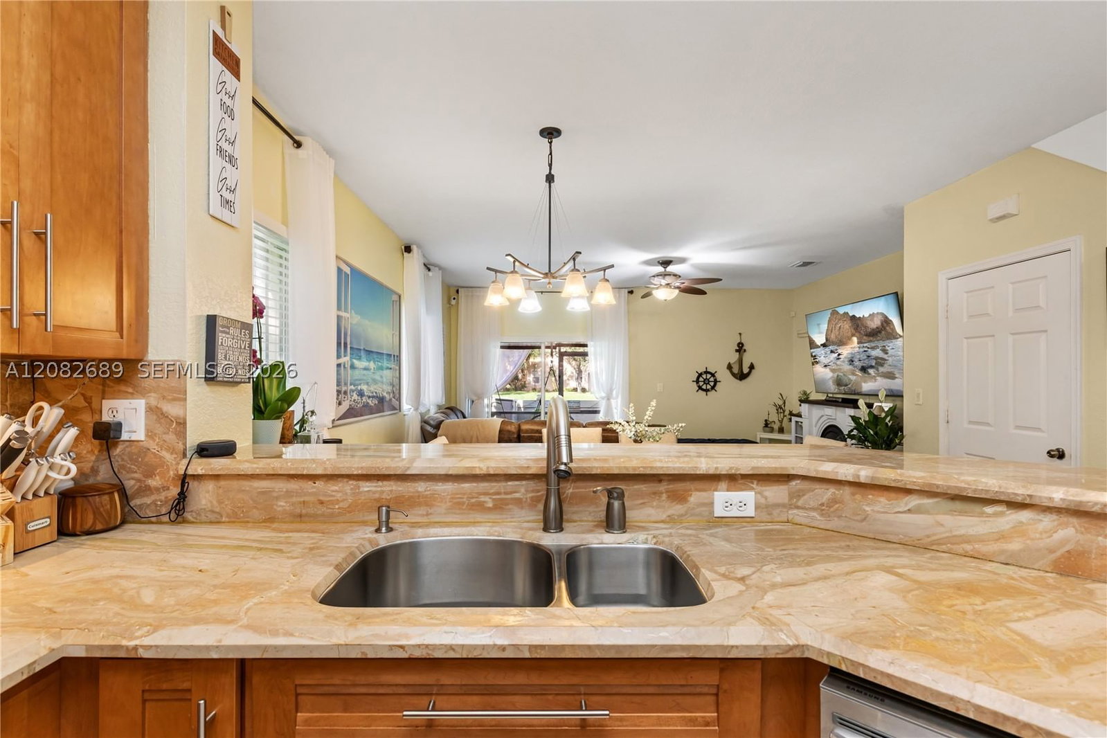 Real estate property located at 5741 Isles Cir, Broward, Woodland Villas 1st Add, Tamarac, FL