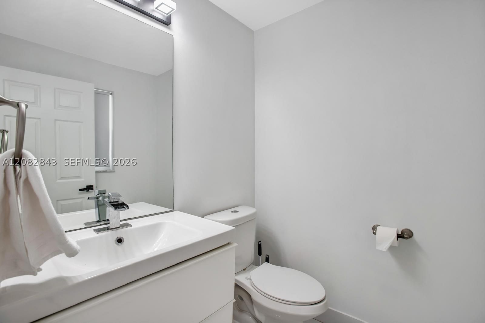 Real estate property located at 3432 49th St, Broward, Banyan Oakridge Plat, Hollywood, FL