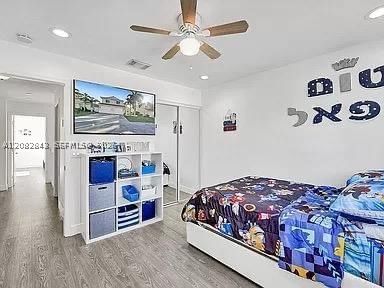 Real estate property located at 3432 49th St, Broward, Banyan Oakridge Plat, Hollywood, FL