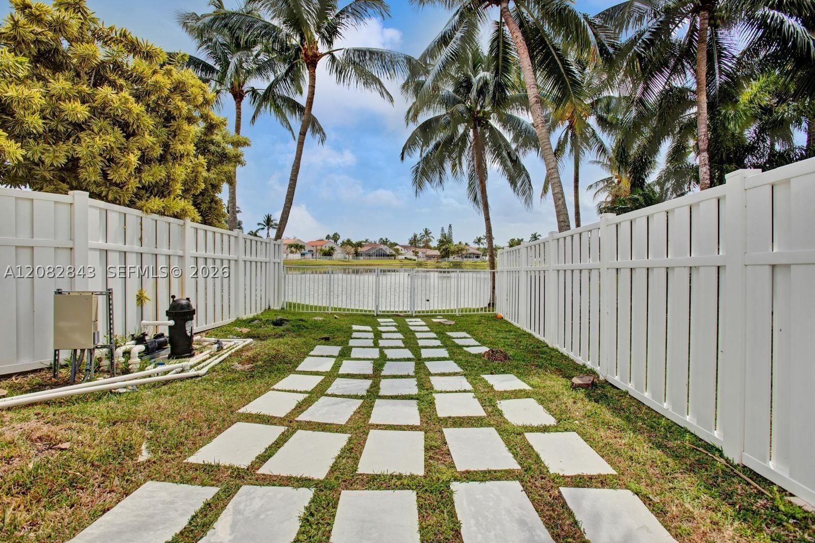 Real estate property located at 3432 49th St, Broward, Banyan Oakridge Plat, Hollywood, FL
