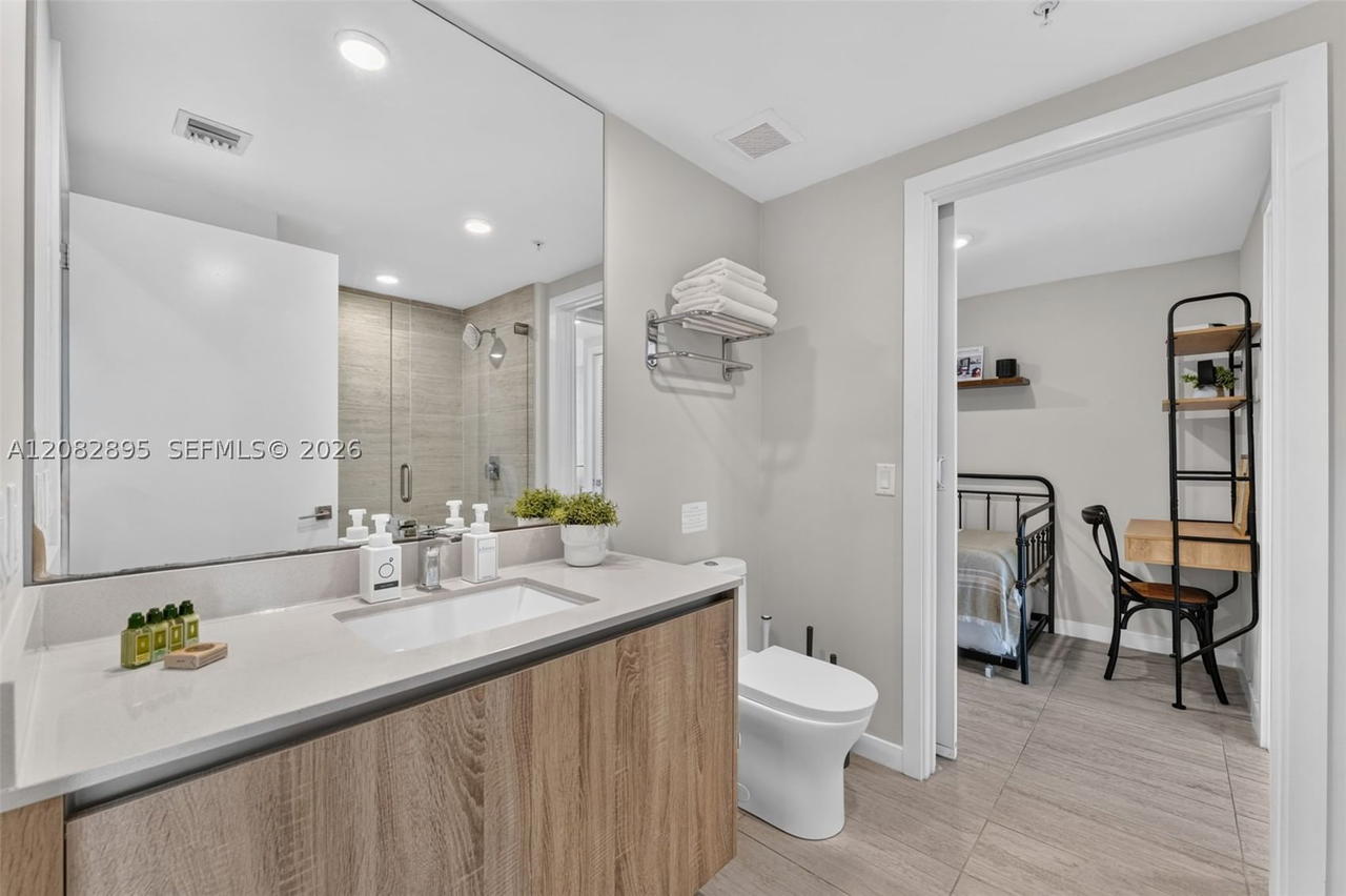 Real estate property located at 3900 Biscayne Blvd S-1010, Miami-dade, Quadro Condo, Miami, FL