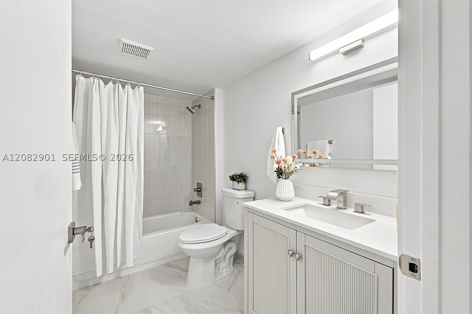 Real estate property located at 550 138th Ave #402K, Broward, Plymouth At Century Villa, Pembroke Pines, FL