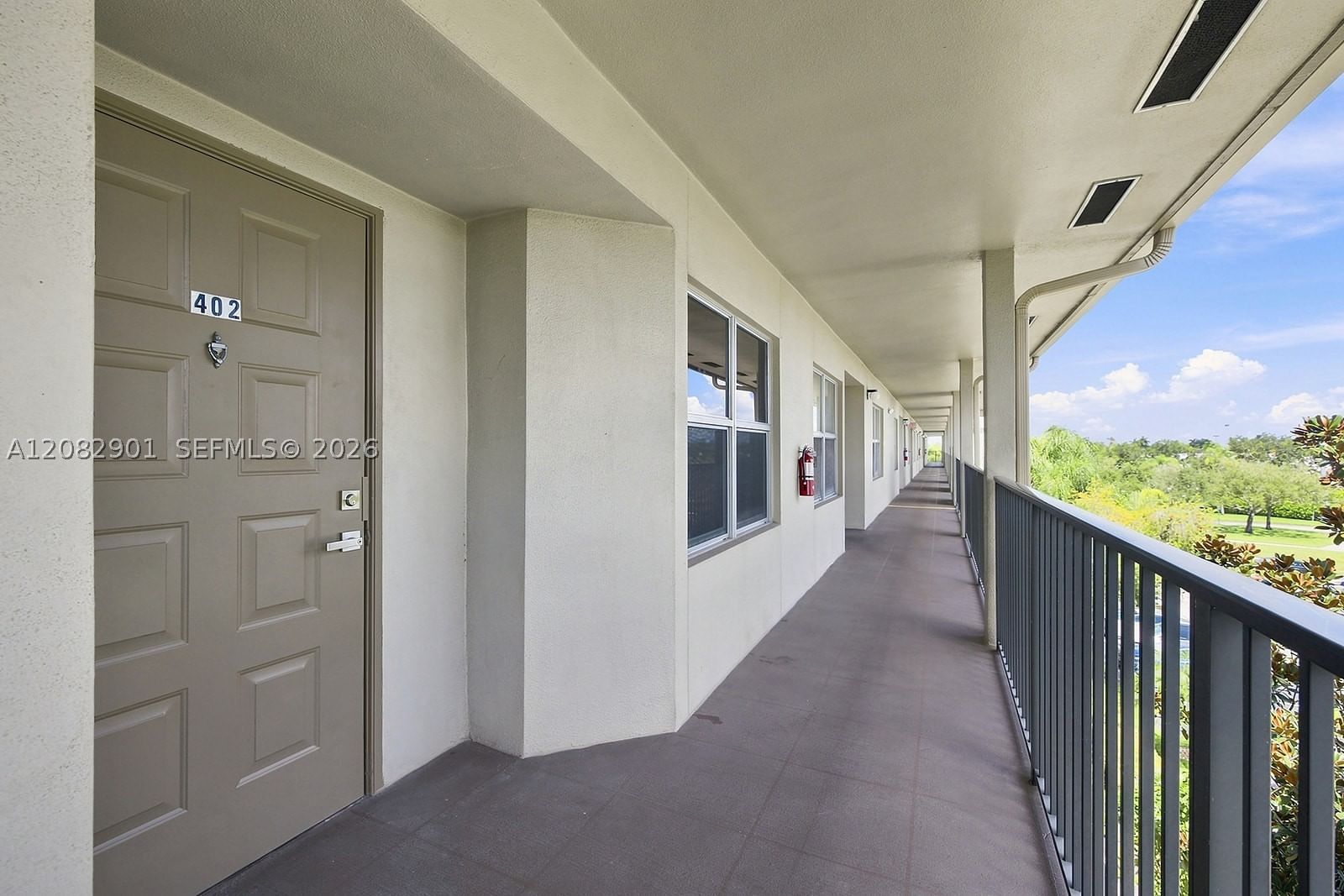 Real estate property located at 550 138th Ave #402K, Broward, Plymouth At Century Villa, Pembroke Pines, FL