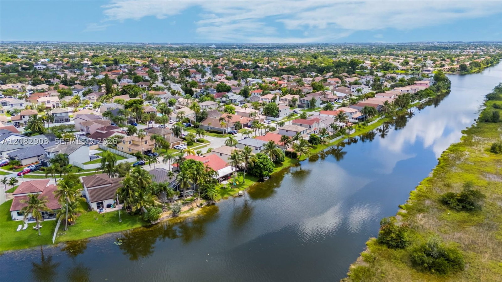 Real estate property located at 354 183rd Way, Broward, Silver Lakes At Pembroke, Pembroke Pines, FL