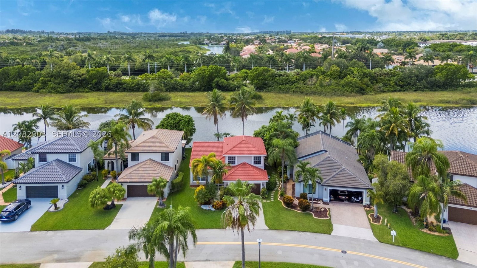 Real estate property located at 354 183rd Way, Broward, Silver Lakes At Pembroke, Pembroke Pines, FL