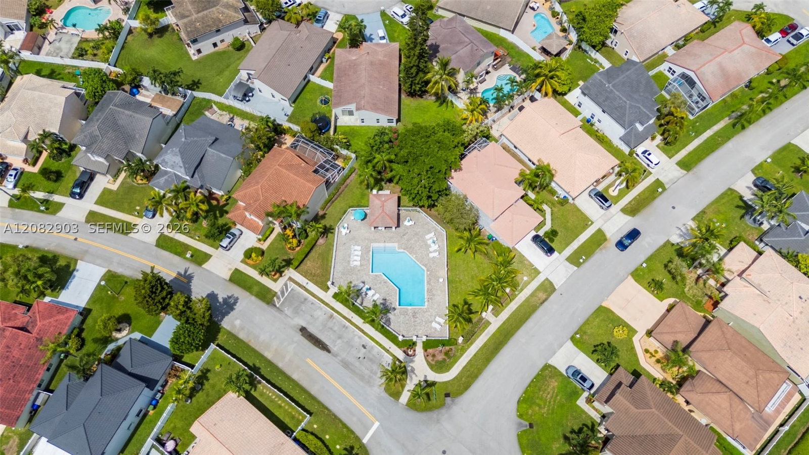 Real estate property located at 354 183rd Way, Broward, Silver Lakes At Pembroke, Pembroke Pines, FL
