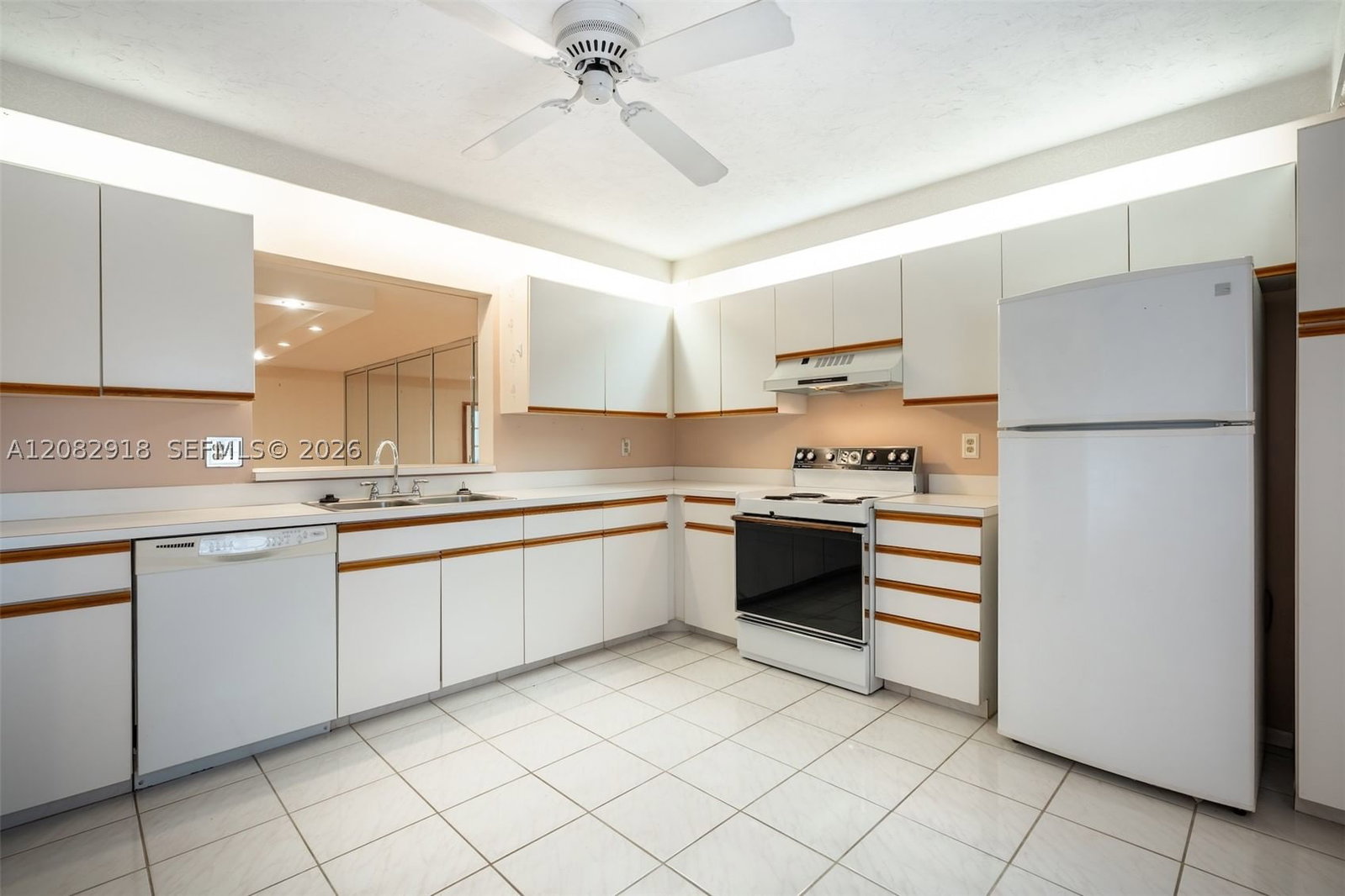 Real estate property located at 150 Hollybrook Ter #208, Broward, Hollybrook Golf And Tennis, Pembroke Pines, FL