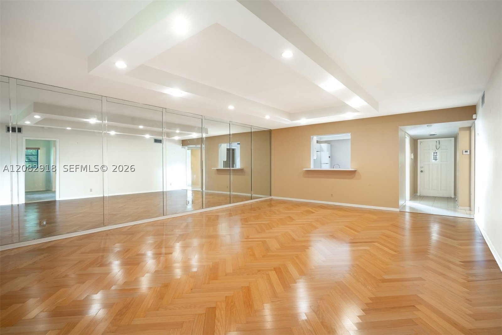 Real estate property located at 150 Hollybrook Ter #208, Broward, Hollybrook Golf And Tennis, Pembroke Pines, FL