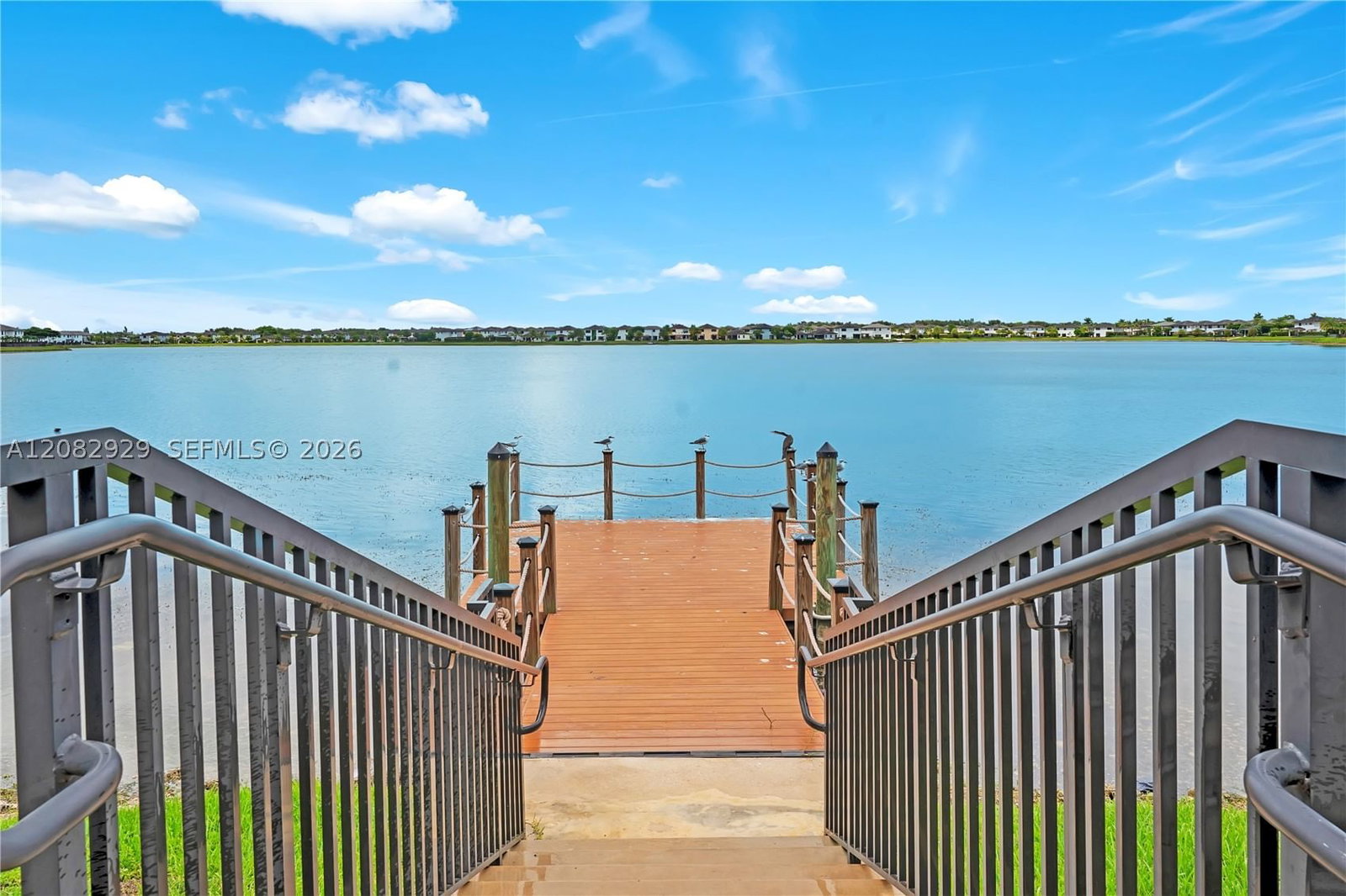 Real estate property located at 8981 161st Ter, Miami-dade, Dunnwoody Lake, Miami Lakes, FL